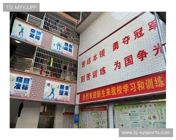 举重训练营设立家庭陪训指导手册帮助家长正确辅助,练举重的家庭条件 举重训练营设立家庭陪训指导手册帮助家长正确辅助,练举重的家庭条件